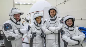 financialounge -  Smart Life spacex Turismo spaziale
