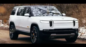 financialounge - auto elettrica Rivian smart Tesla