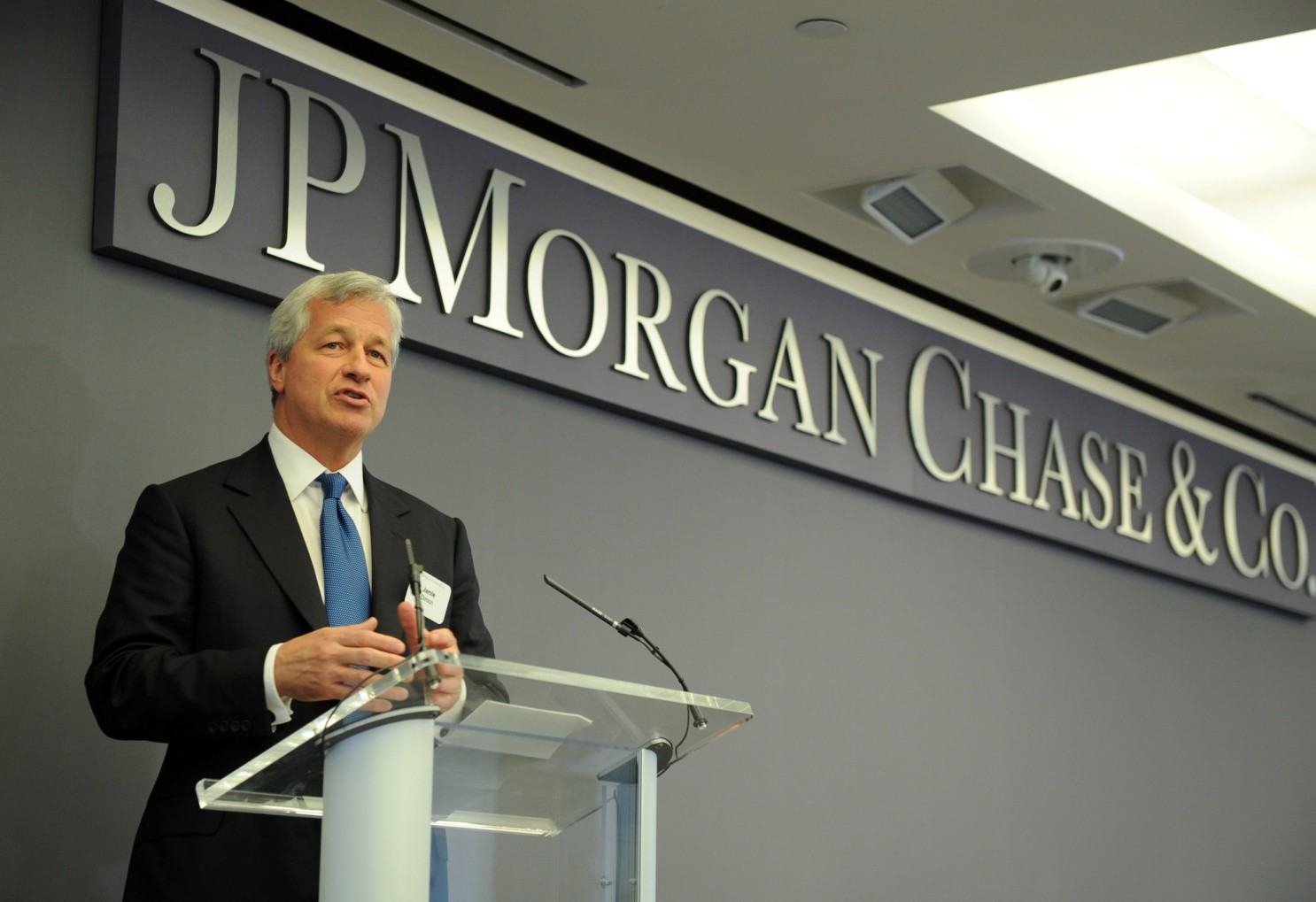 financialounge -  bitcoin criptovaluta Jamie Dimon