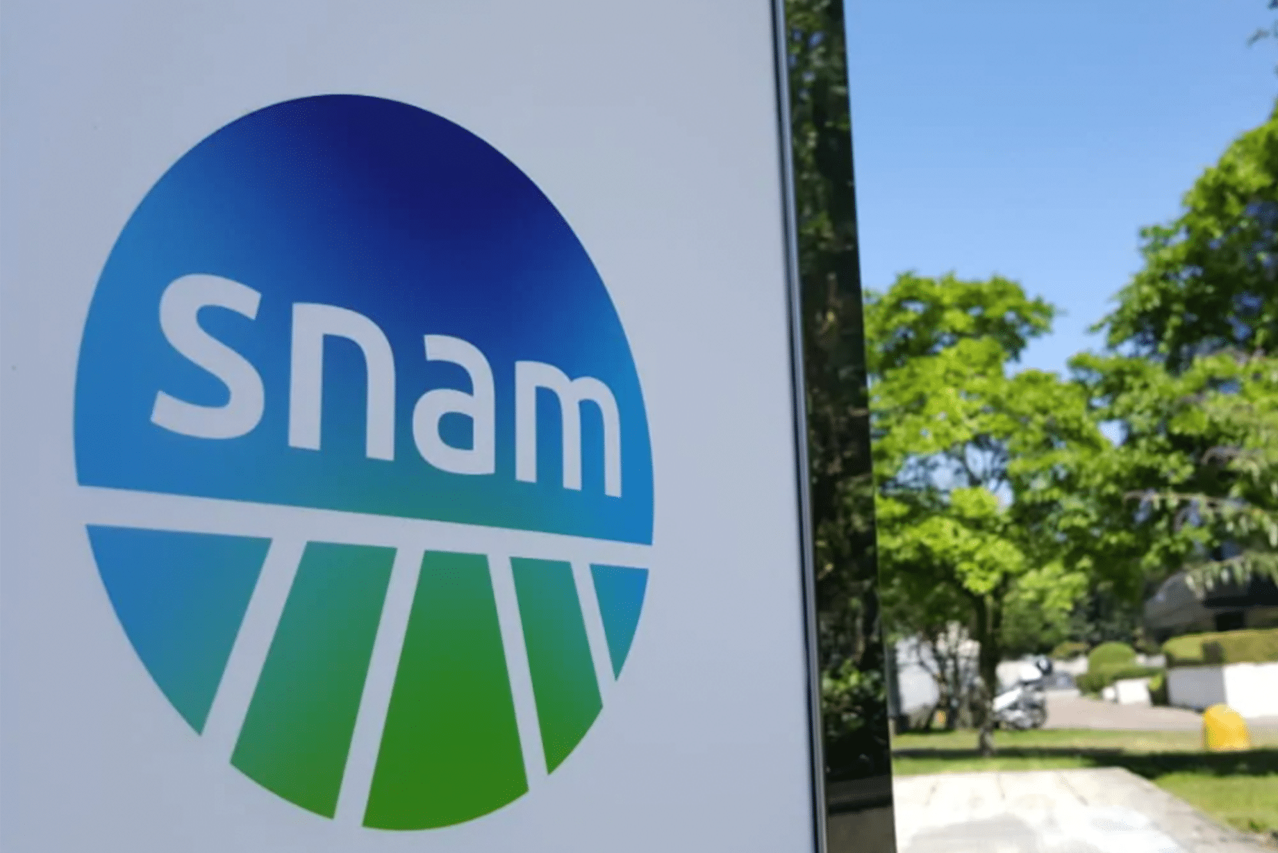 Snam presenta conti brillanti e stacca l’acconto sul dividendo