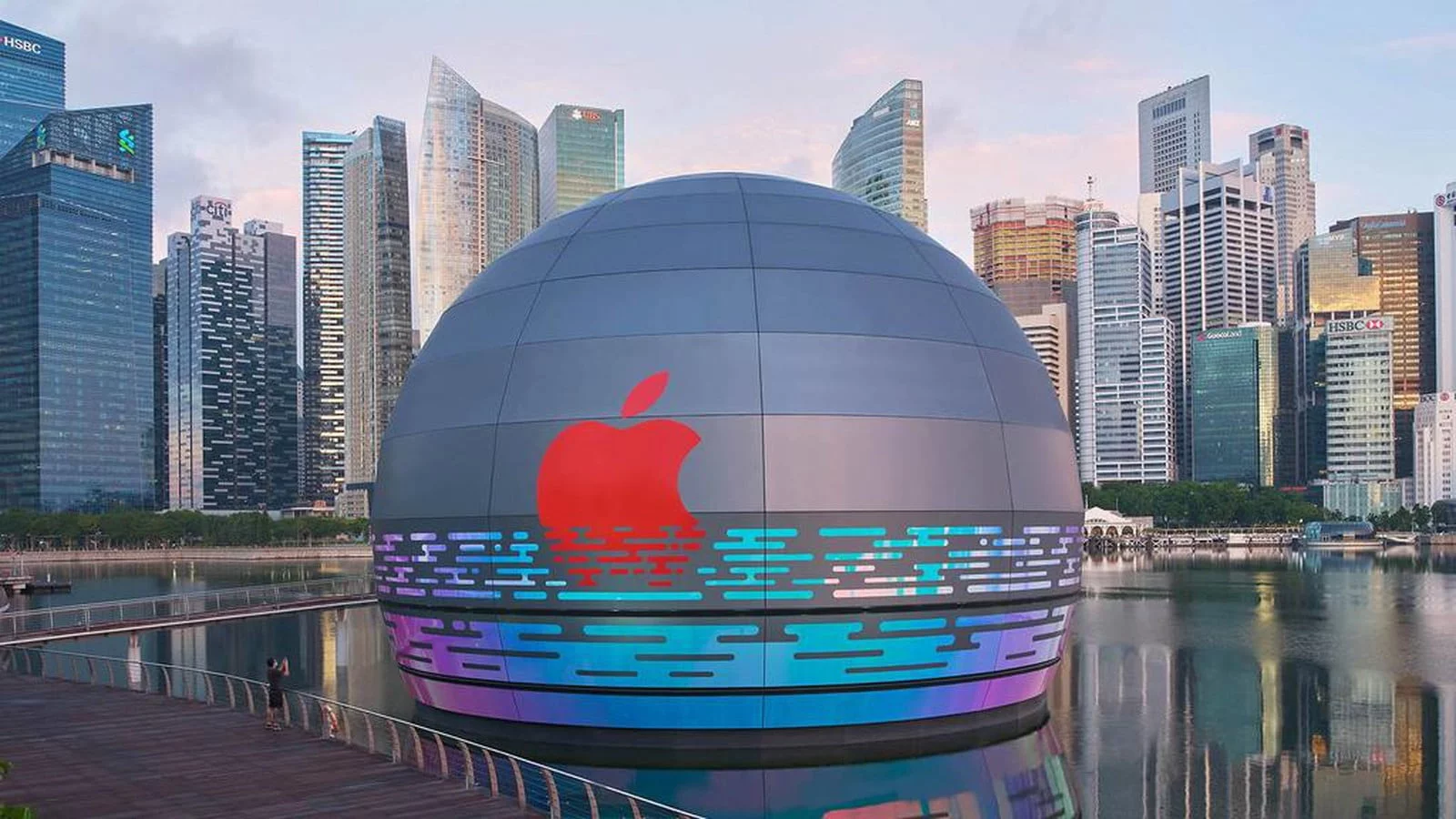 Apple verso fuga dalla Cina