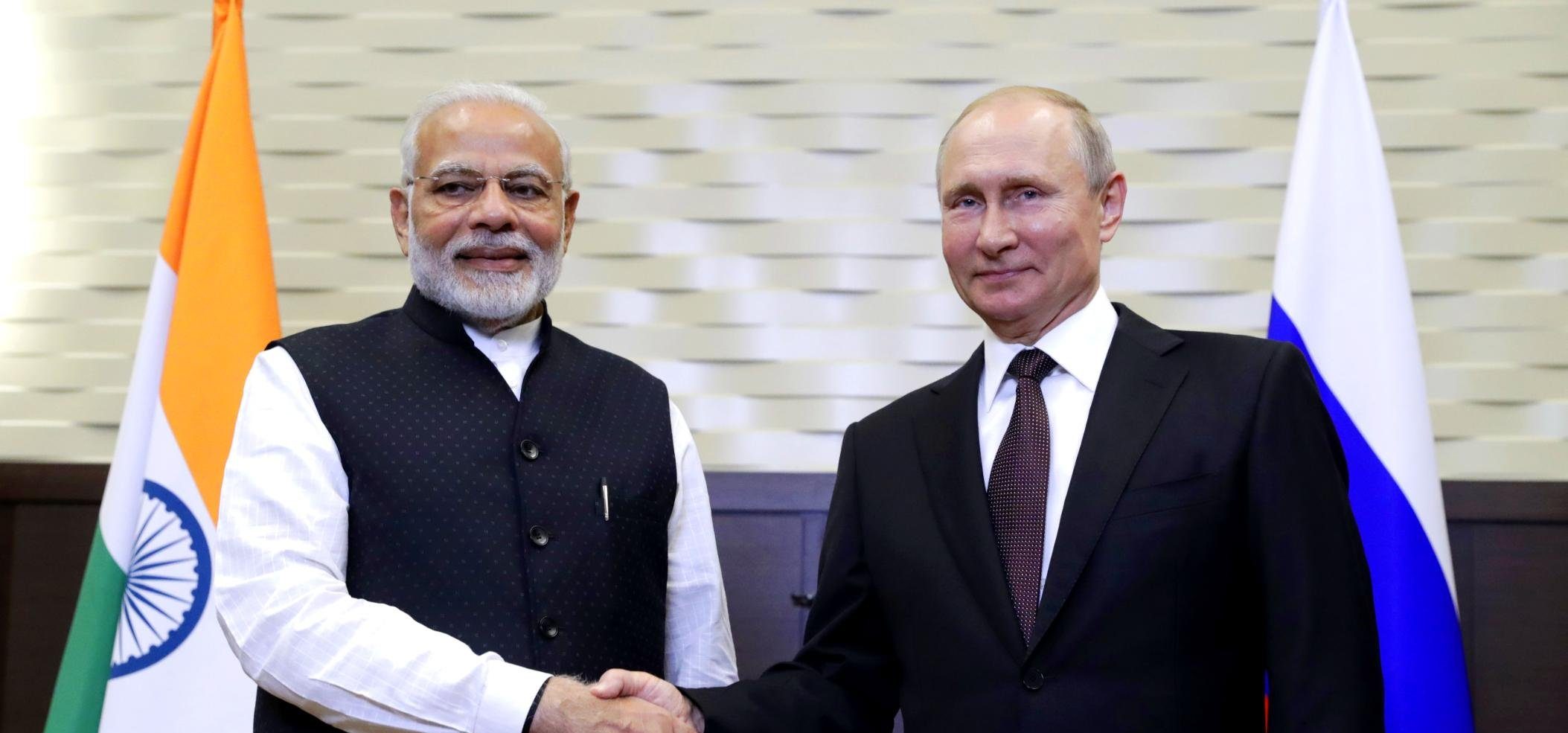 financialounge -  india rublo Russia