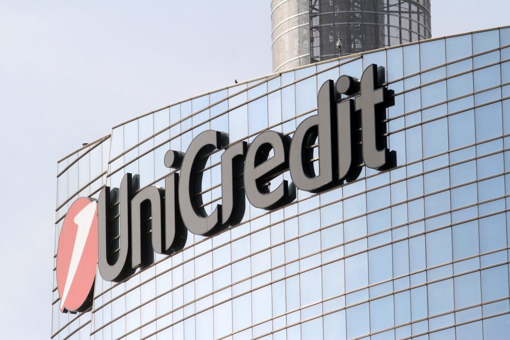 UniCredit in rialzo a Piazza Affari nel giorno delle cedole (+2%)