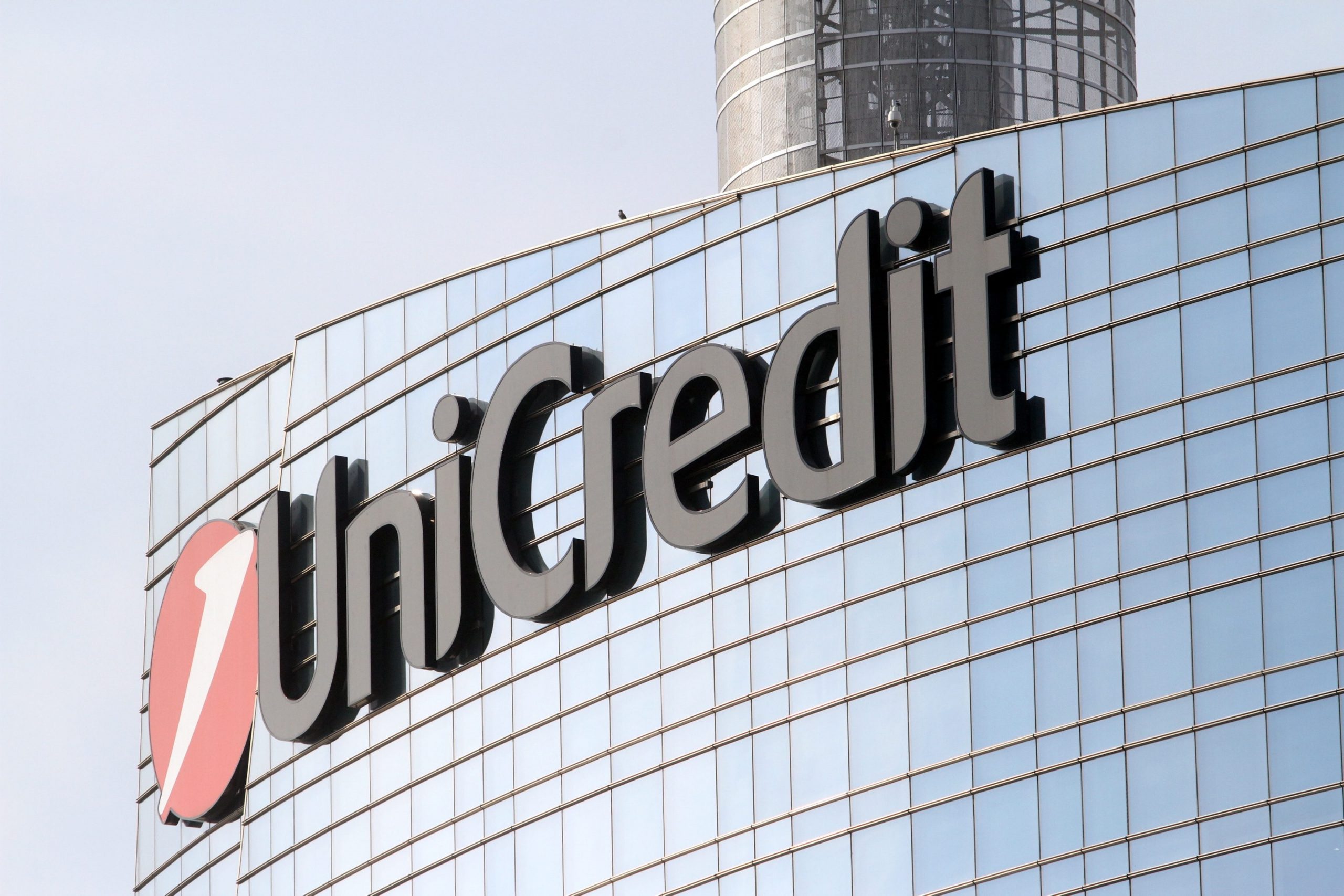 financialounge -  at1 mercati obbligazioni Unicredit