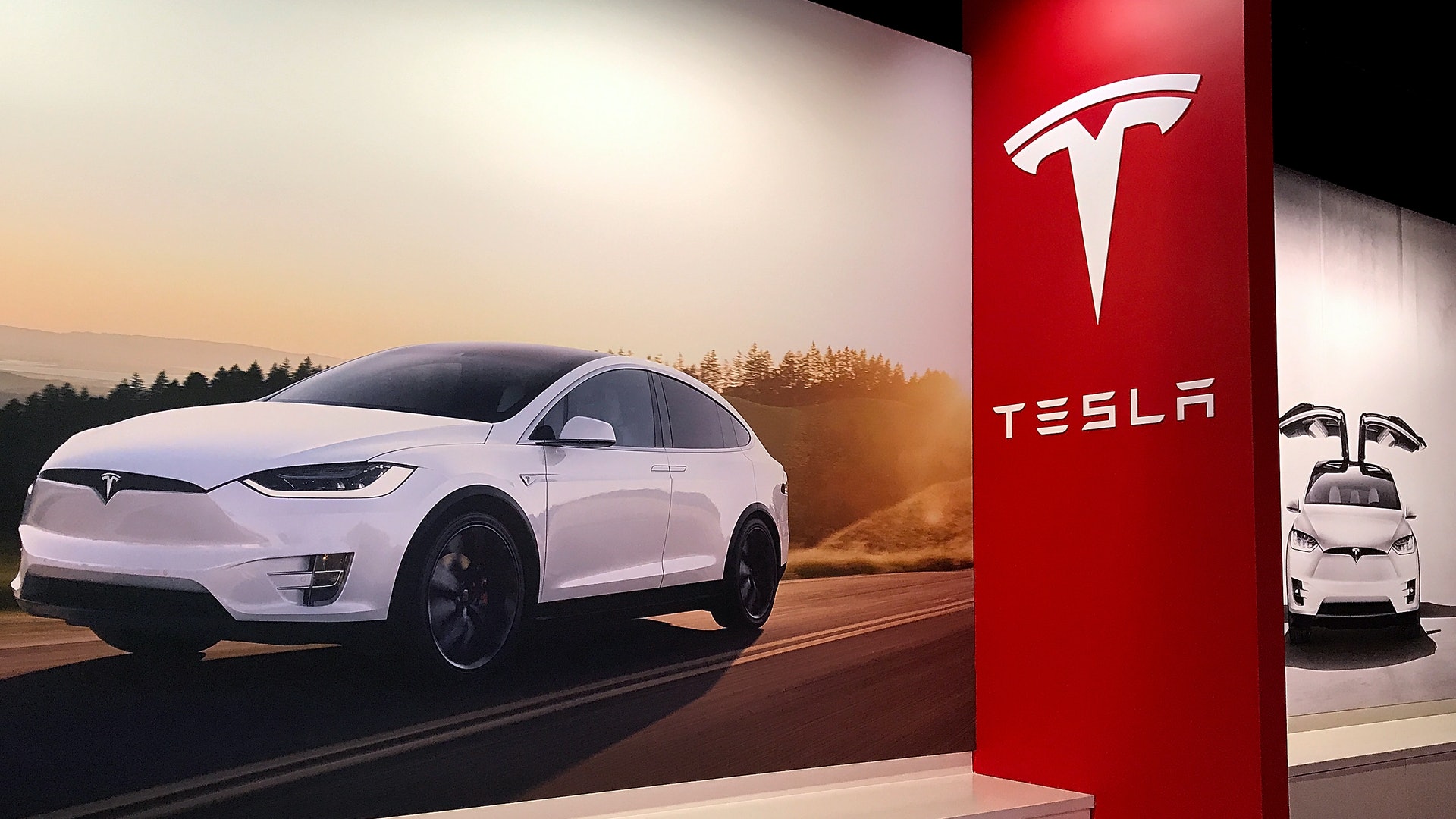 Tesla batte le attese, in rialzo nel pre-market