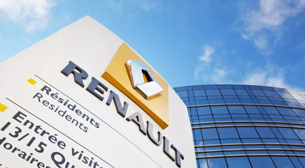 financialounge - Dacia Denis Le Voot Jean-Dominique Senard luca de meo Maxime Picat Renault rumors Stellantis totonomine