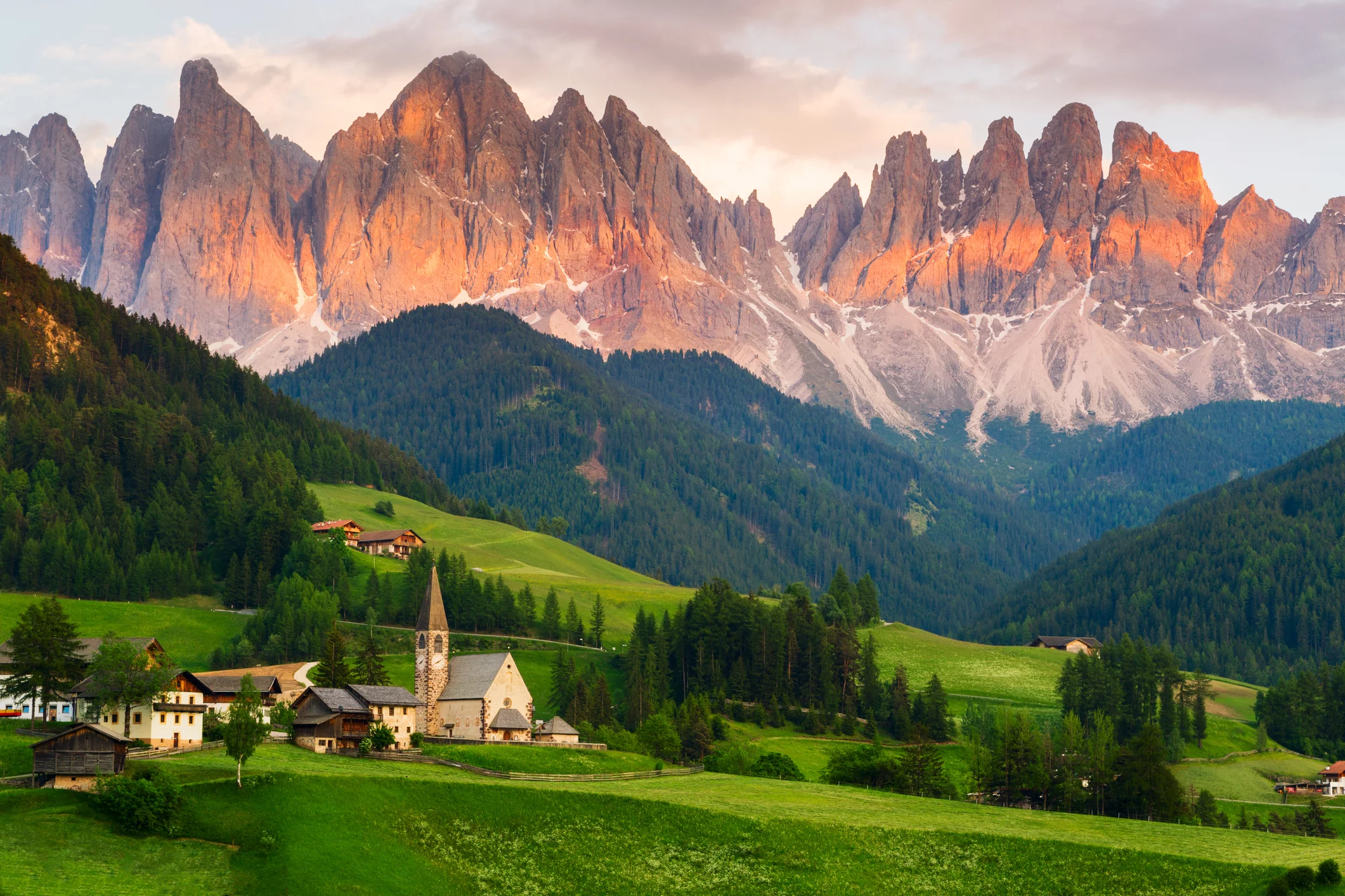Vacanze 2022, Trentino Alto-Adige più desiderato di Sardegna e Puglia
