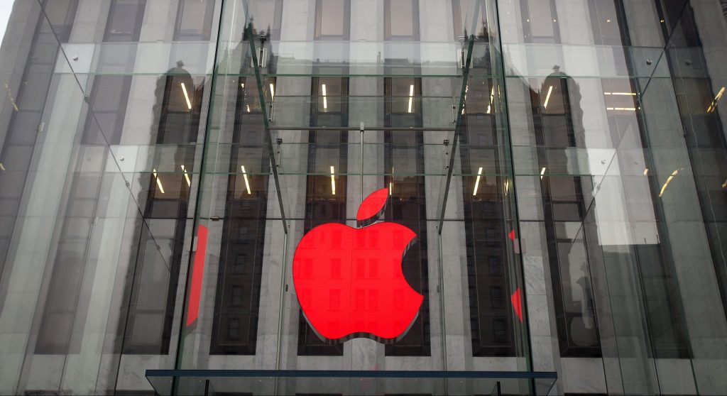 financialounge -  Apple borse Intesa Sanpaolo mercati trimestrali