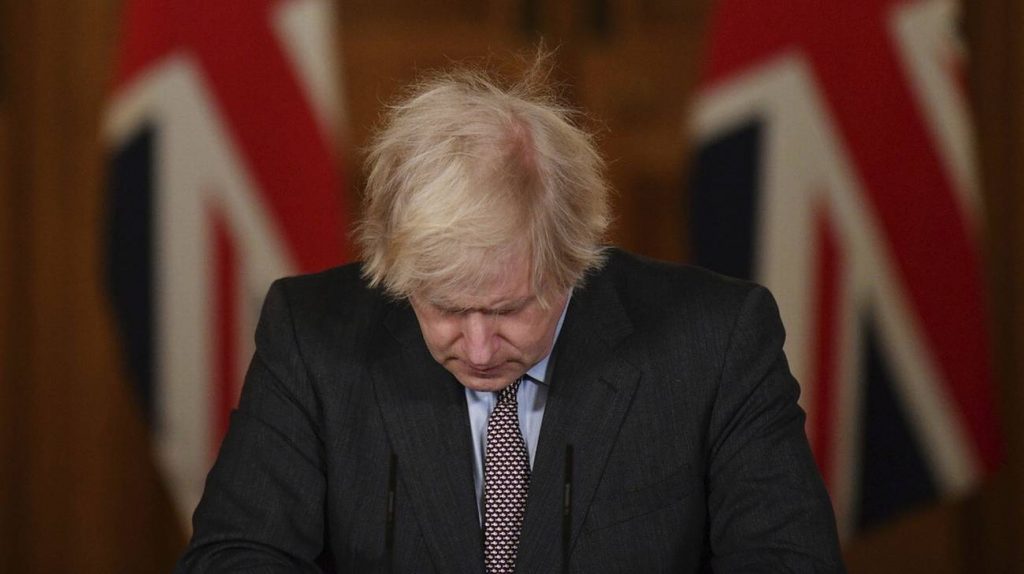 financialounge -  Boris Johnson dimissioni sterlina