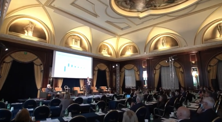 financialounge -  banche italiane banking summit the innovation group