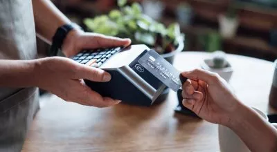 financialounge - economia pagamenti elettronici