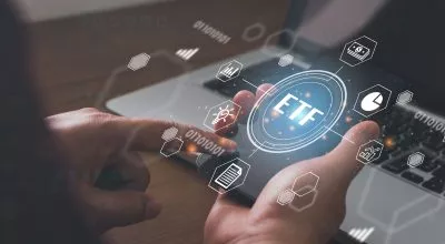 financialounge - Chris Mellor ETF Invesco mercati