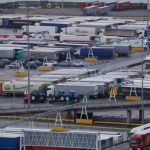 Brexit: trovato accordo sull’Irlanda, nei supermercati frutta e verdura razionata