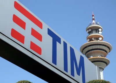 Cessione rete Tim, il mercato non si fida e teme tempi lunghi?