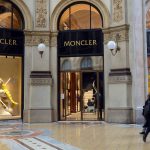La ripresa cinese spinge al rialzo le Borse, Moncler vola a Piazza Affari dopo i conti