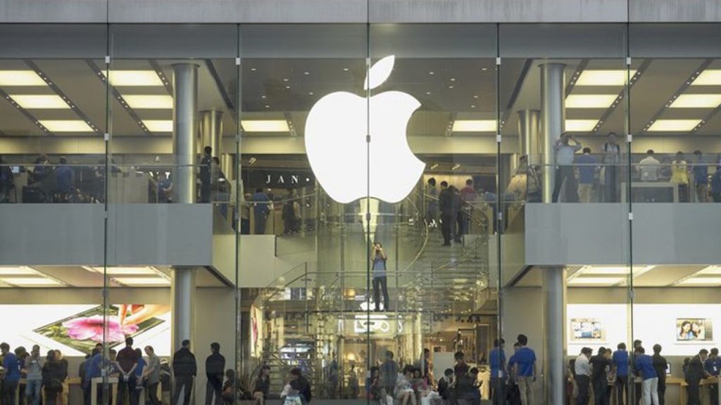 Apple crolla in Cina: vendite dell'iPhone in calo del 19%