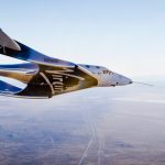 Virgin Galactic porta i primi turisti nello spazio e vola a Wall Street (+35%)