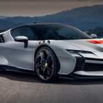 Ferrari tocca nuovi massimi di Borsa e presenta due nuove supercar (video)