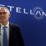 Utili e ricavi record per Stellantis nel semestre