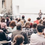 Nelle assemblee degli azionisti cresce l’attività dei gruppi anti-ESG: di cosa si tratta