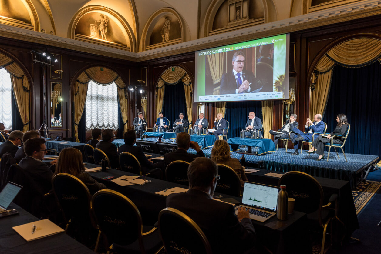 financialounge -  banking summit finanza