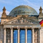 Le Borse aprono la settimana in verde, export della Germania in frenata a luglio