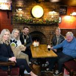 Il Merry Xmas del Charlie’s Bar, pub dello spot natalizio dell’anno, ai lettori di Financialounge.com (video)