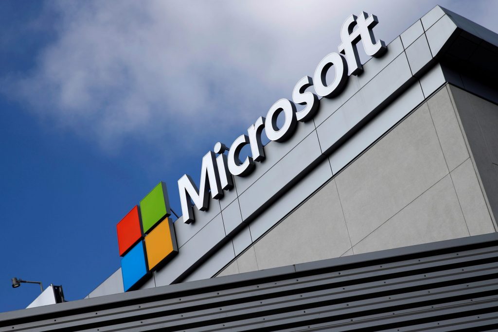 I conti oltre le attese di Alphabet e Microsoft spingono le Borse