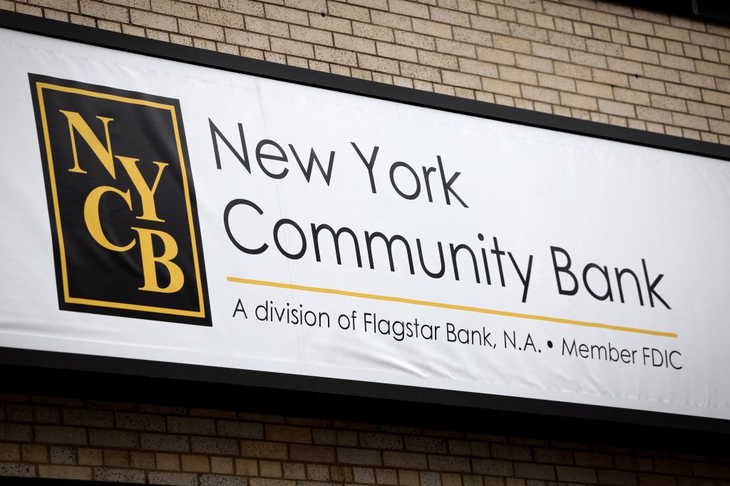 new-york-community-bancorp-1024x682.jpg