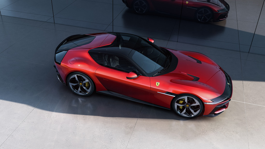Ferrari torna alle origini con la nuova supercar 12Cilindri