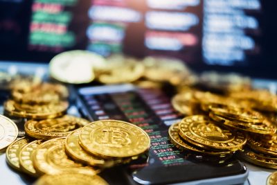 financialounge -  bitcoin finanza Invesco