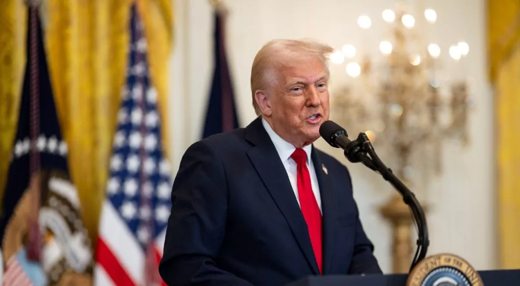 financialounge - dazi trump Donald Trump
