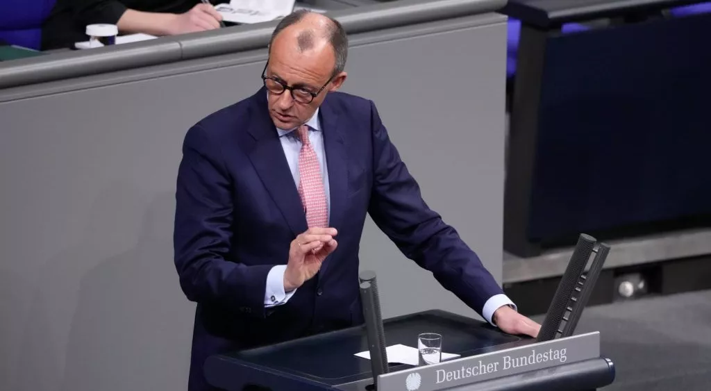 financialounge - Commerzbank economia Friedrich Merz Unicredit