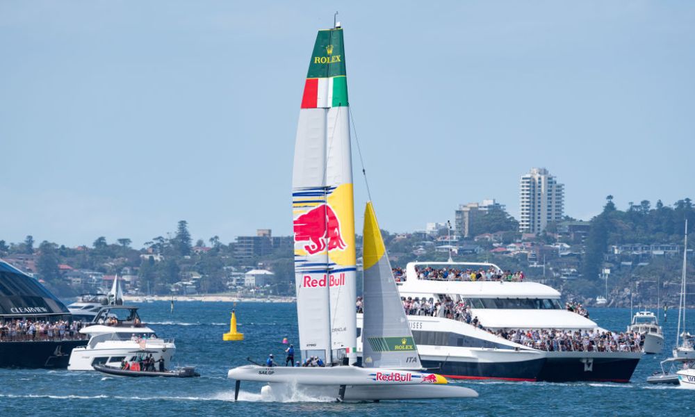 financialounge -  nautica Red Bull sailgp vela
