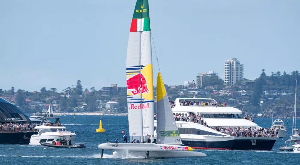 financialounge -  nautica Red Bull sailgp vela