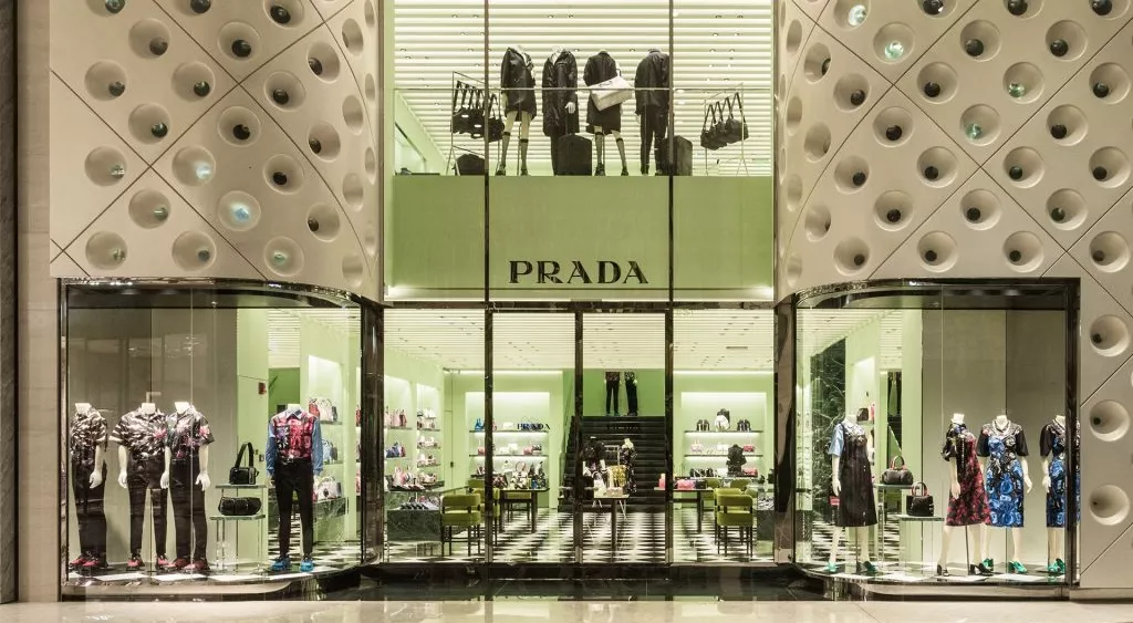 financialounge - Andrea Guerra lusso Miu Miu Patrizio Bertelli Prada Versace