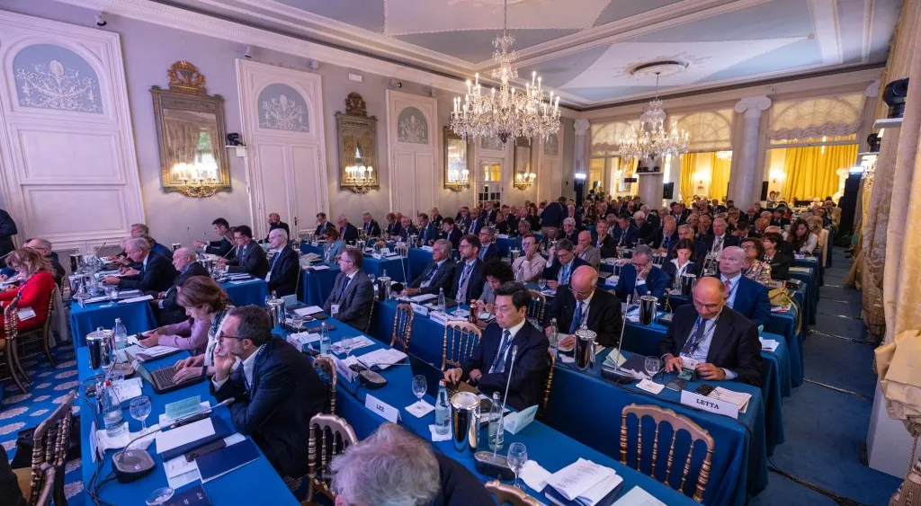 financialounge -  economia Forum Ambrosetti
