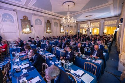 financialounge -  economia Forum Ambrosetti