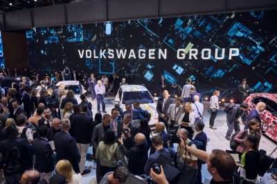 financialounge -  auto elettriche automotive Bmw Leapmotor Mercedes-Benz Salone dell'auto Stellantis Volkswagen