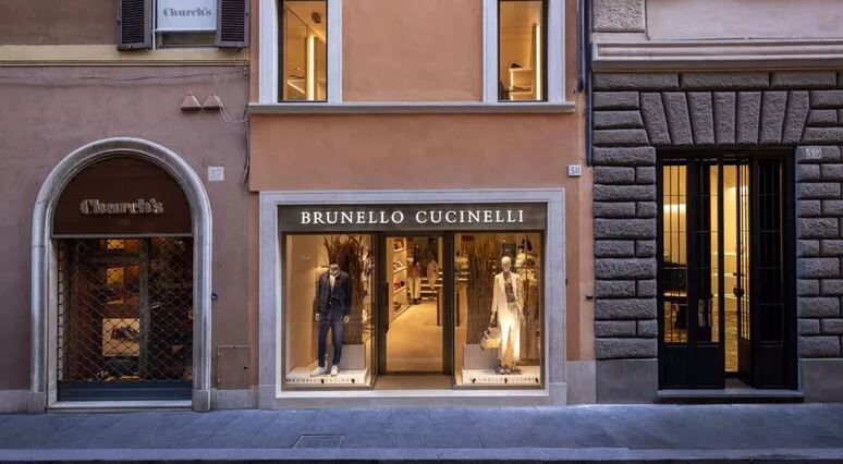 financialounge -  borse Brunello Cucinelli lusso moda Moncler Piazza Affari