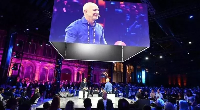 financialounge -  Amazon intelligenza artificiale Jeff Bezos John Elkann Tech