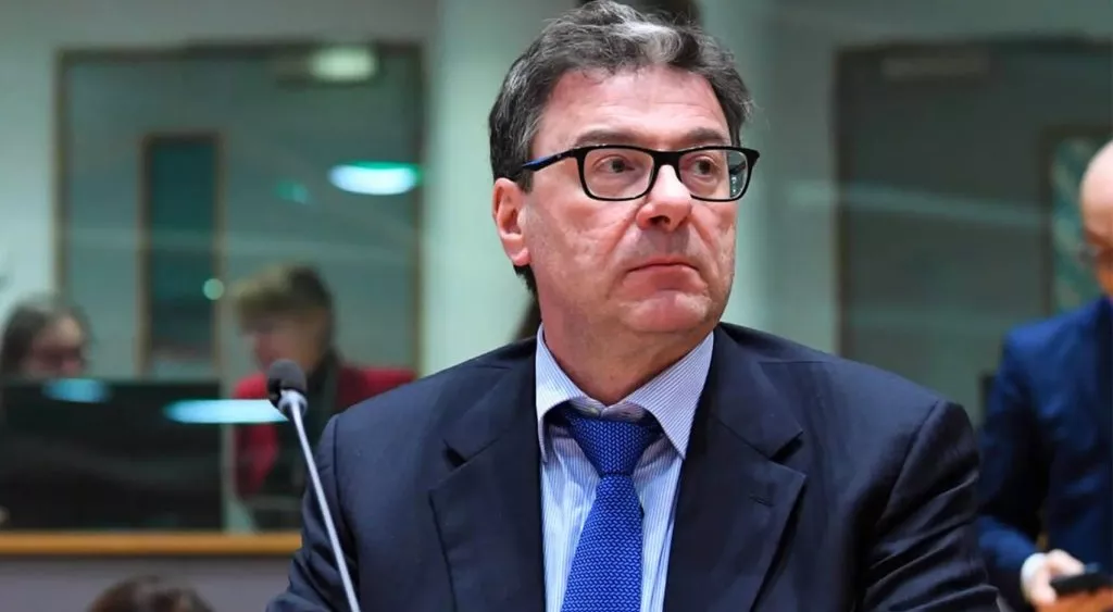 financialounge - banche italiane economia manovra