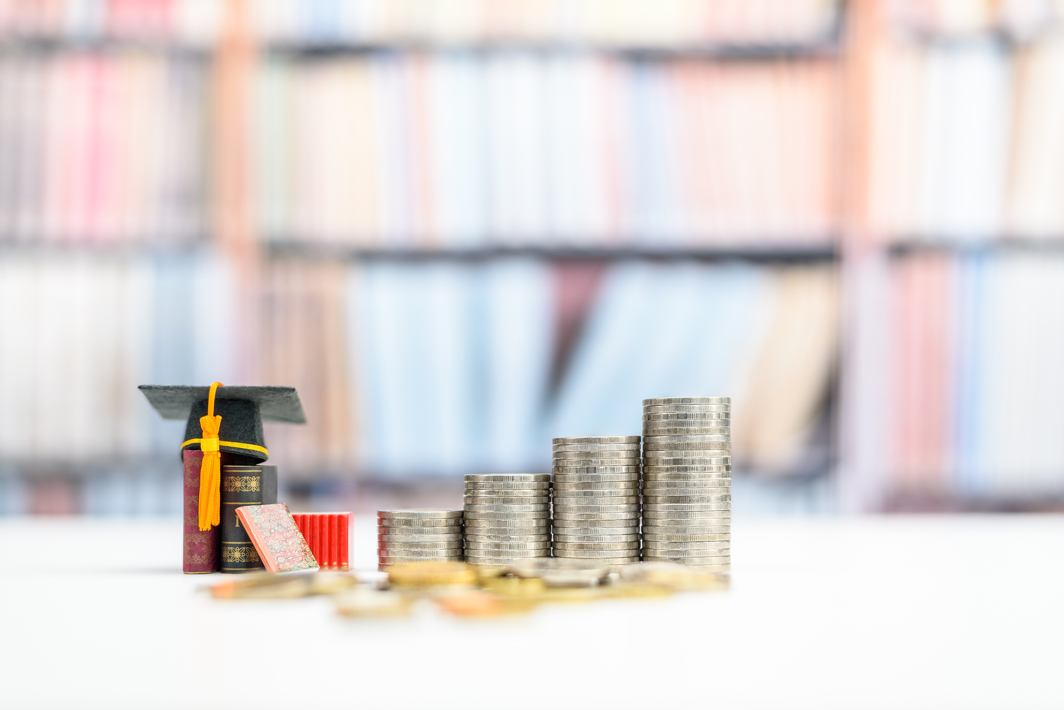 financialounge -  economia educazione finanziaria