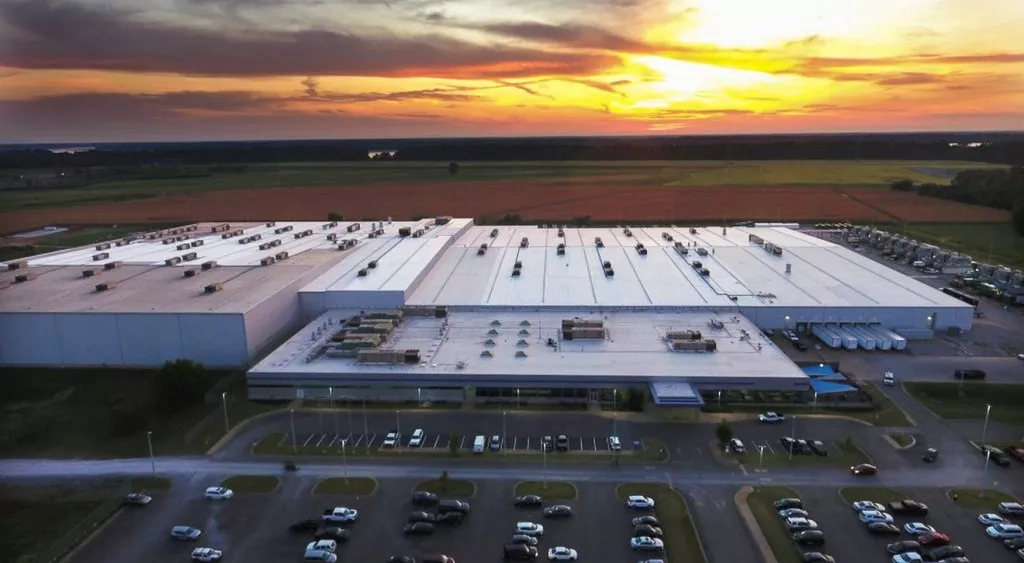 financialounge -  data center economia Technology